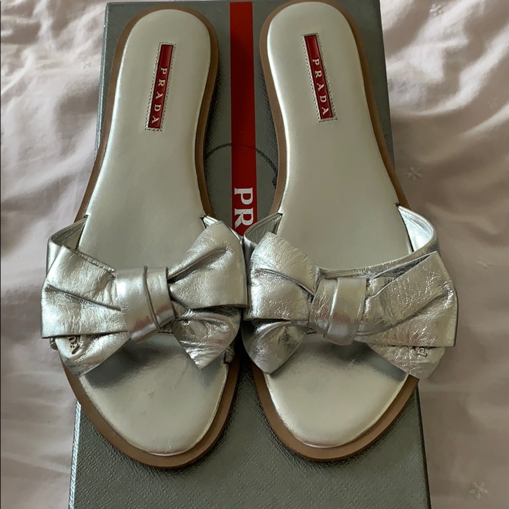 Prada bow slide sandals!